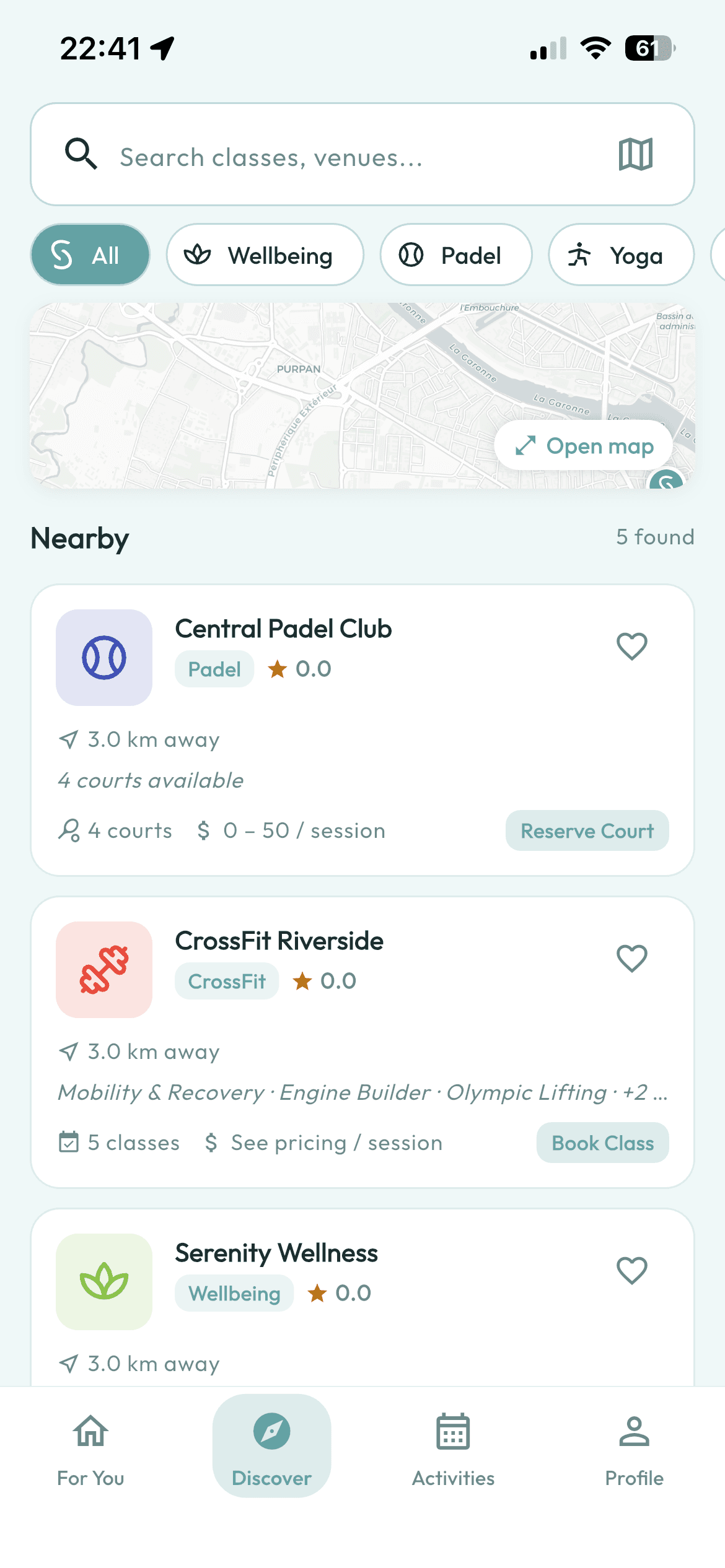 Spotness discover screen showing nearby fitness venues